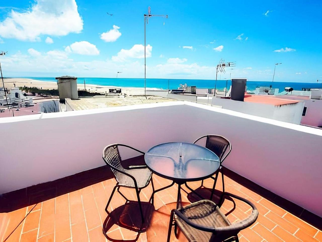 Apartamentos Cerca Del Mar Con Azotea Comunitaria 科尼尔-德拉弗龙特拉 外观 照片